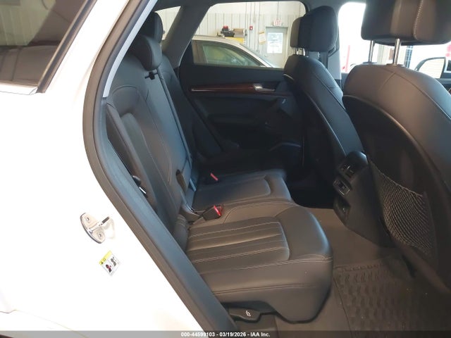 2023 Audi Q5 Premium Plus 45 Tfsi S Line Quattro მანქანა იყიდება აუქციონზე, vin: WA1EAAFY8P2134012, აუქციონის ნომერი: 44599103