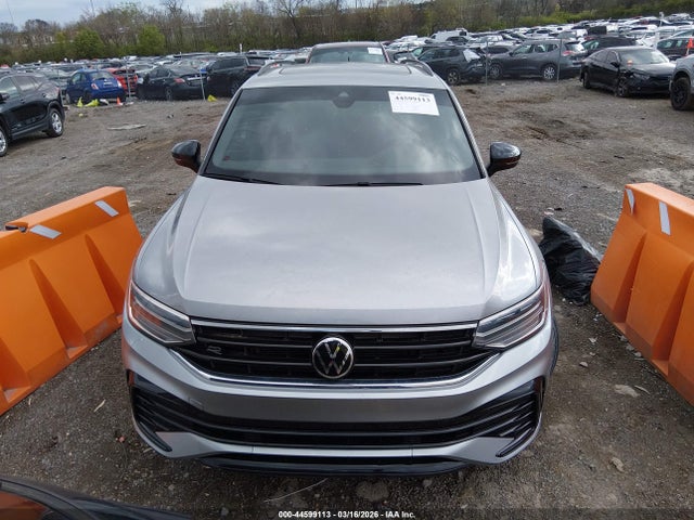 2022 Volkswagen Tiguan 2.0t Se R-line Black მანქანა იყიდება აუქციონზე, vin: 3VVCB7AX8NM147975, აუქციონის ნომერი: 44599113