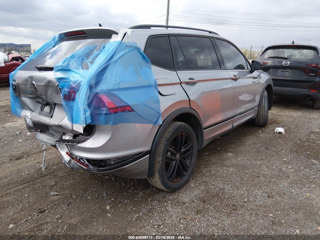 2022 Volkswagen Tiguan 2.0t Se R-line Black მანქანა იყიდება აუქციონზე, vin: 3VVCB7AX8NM147975, აუქციონის ნომერი: 44599113
