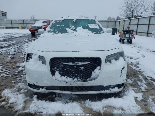 Aukcja sprzedaży 2015 Chrysler 300 S, vin: 2C3CCABG5FH859162, numer aukcji: 44599115