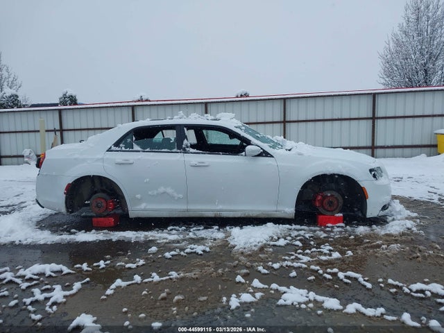Aukcja sprzedaży 2015 Chrysler 300 S, vin: 2C3CCABG5FH859162, numer aukcji: 44599115