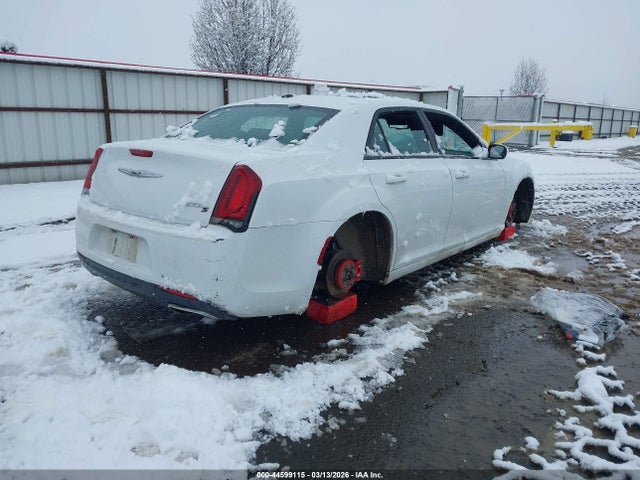 Aukcja sprzedaży 2015 Chrysler 300 S, vin: 2C3CCABG5FH859162, numer aukcji: 44599115