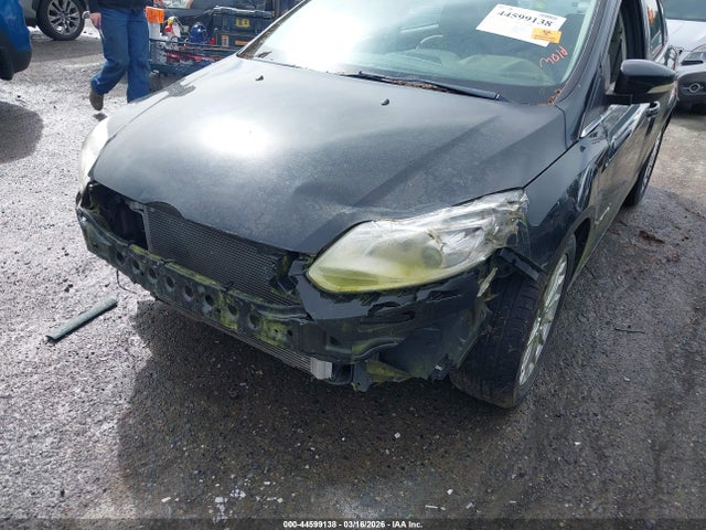 Ford FOCUS ELECTRIC 2014 1FADP3R45EL237924 Image 6