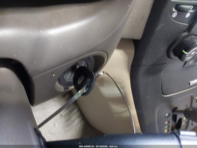 2006 KIA SEDONA KNDMB233266085541 Photo 10