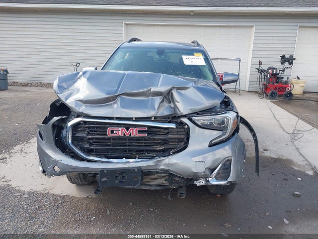 44599151 :رقم المزاد ، 3GKALTEV2JL358176 vin ، 2018 Gmc Terrain Sle مزاد بيع