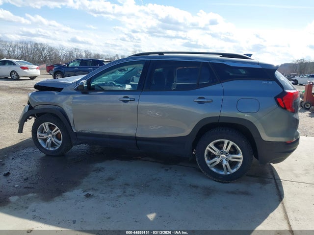 44599151 :رقم المزاد ، 3GKALTEV2JL358176 vin ، 2018 Gmc Terrain Sle مزاد بيع