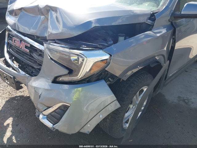 44599151 :رقم المزاد ، 3GKALTEV2JL358176 vin ، 2018 Gmc Terrain Sle مزاد بيع