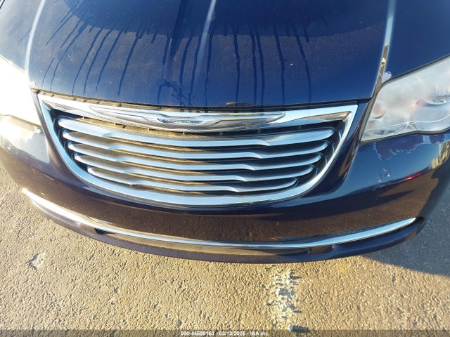 Продажа на аукционе авто 2016 Chrysler Town & Country Touring, vin: 2C4RC1BG1GR120470, номер лота: 44599163