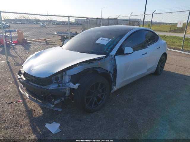 5YJ3E1EB9NF111184 Tesla Model 3 Long Range Dual Motor All-wheel Drive