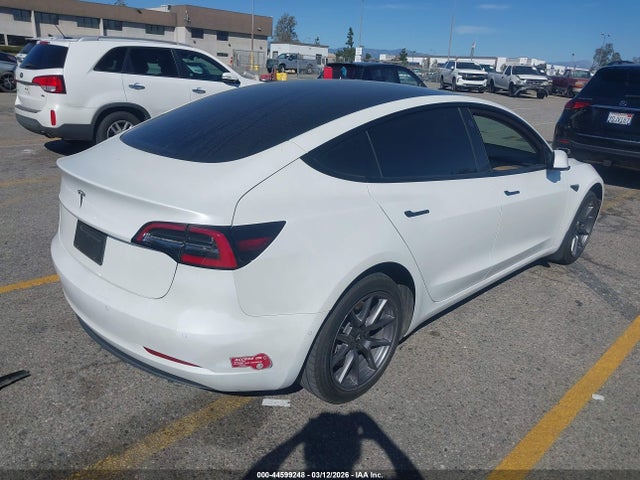 Продаж на аукціоні авто 2022 Tesla Model 3 Rear-wheel Drive, vin: 5YJ3E1EA0NF302029, номер лоту: 44599248