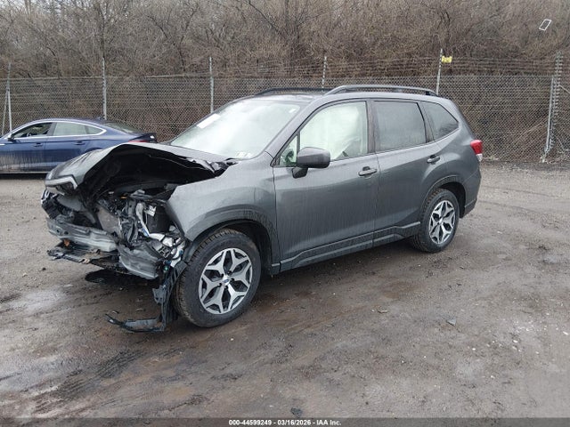44599249 :رقم المزاد ، JF2SKAJC2LH531533 vin ، 2020 Subaru Forester Premium مزاد بيع