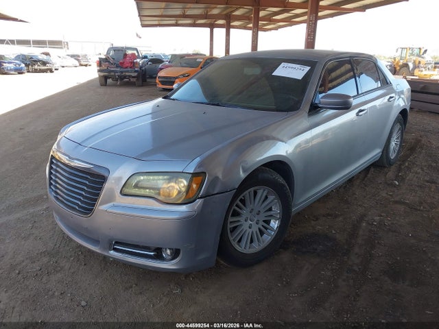 2014 Chrysler 300 300s მანქანა იყიდება აუქციონზე, vin: 2C3CCABG6EH341706, აუქციონის ნომერი: 44599254