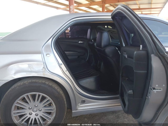 2014 Chrysler 300 300s მანქანა იყიდება აუქციონზე, vin: 2C3CCABG6EH341706, აუქციონის ნომერი: 44599254