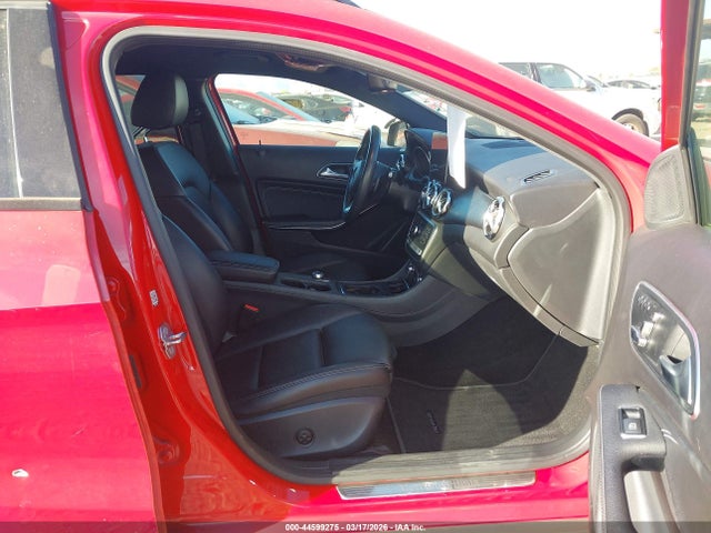 2018 MERCEDES-BENZ GLA 250 WDCTG4GB6JJ500354 Photo 4