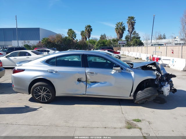 44599283 :رقم المزاد ، 58ADA1C12SU073458 vin ، 2025 Lexus Es 300h مزاد بيع