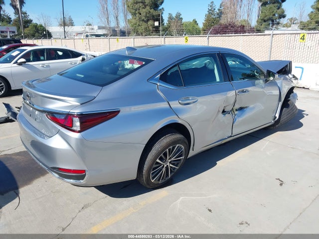 44599283 :رقم المزاد ، 58ADA1C12SU073458 vin ، 2025 Lexus Es 300h مزاد بيع