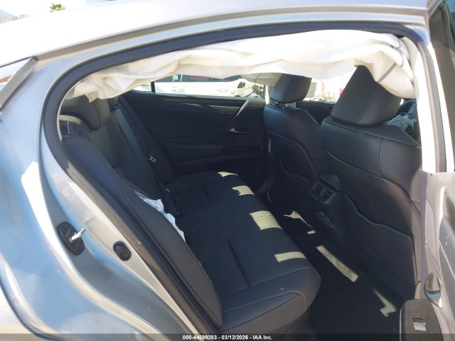 44599283 :رقم المزاد ، 58ADA1C12SU073458 vin ، 2025 Lexus Es 300h مزاد بيع