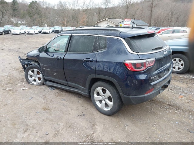 2018 JEEP COMPASS 3C4NJDBB7JT433733 Photo 2