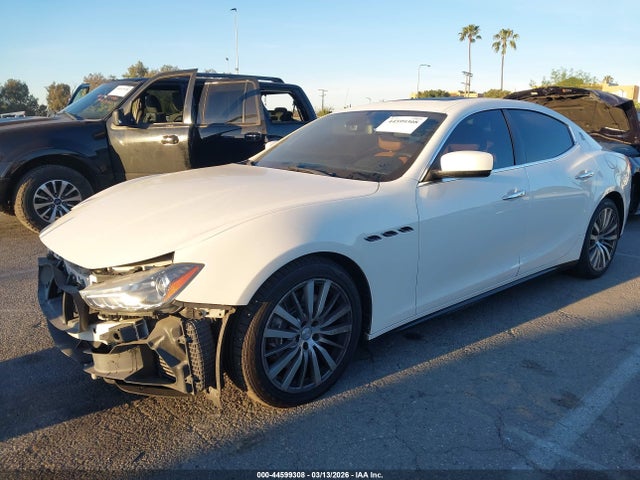 Maserati Ghibli S Q4 2015 ZAM57RTA3F1154307 Image 2