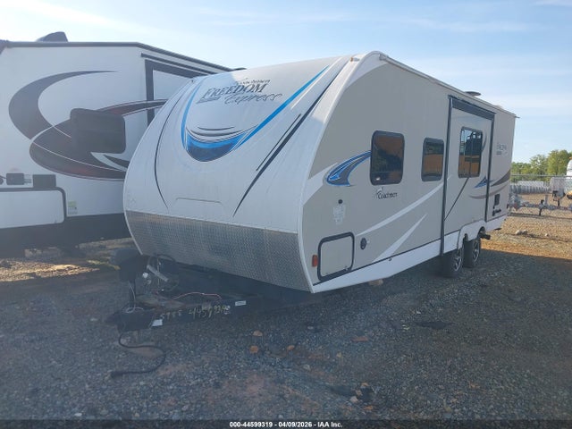 2019 Coachmen Freedom Express 248r მანქანა იყიდება აუქციონზე, vin: 5ZT2FEPB8KW005988, აუქციონის ნომერი: 44599319