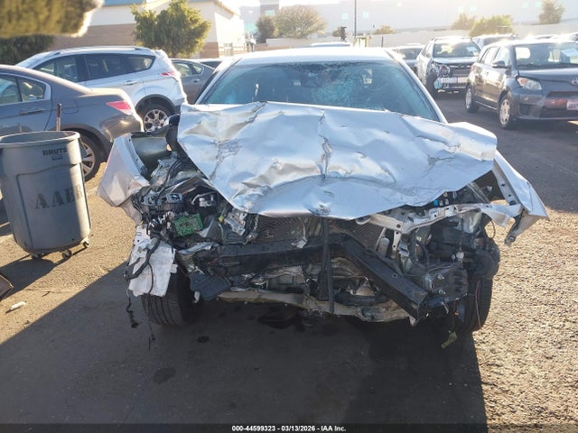 Toyota COROLLA SE 2018 5YFBURHE3JP826124 Image 6
