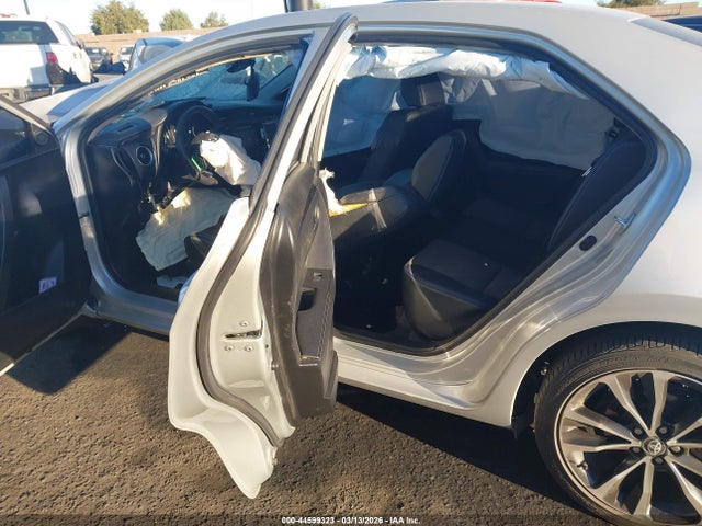 Toyota COROLLA SE 2018 5YFBURHE3JP826124 Image 8