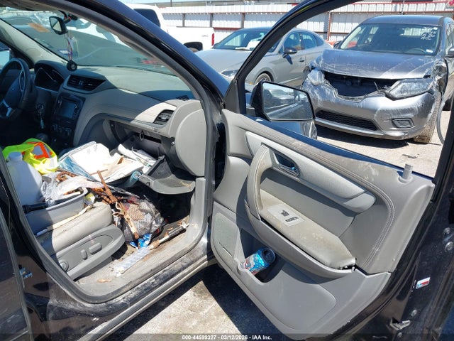 2014 CHEVROLET TRAVERSE 1GNKRHKD1EJ145098 Photo 4