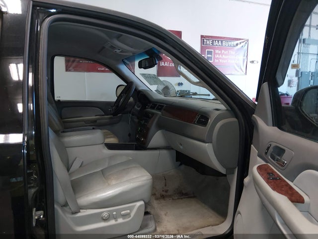 44599332 :رقم المزاد ، 1GNFK13087R127825 vin ، 2007 Chevrolet Tahoe Lt مزاد بيع