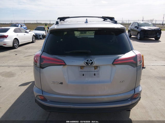 Toyota RAV4 LE 2017 2T3ZFREV6HW397428 Image 16
