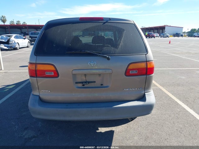 Продаж на аукціоні авто 1998 Toyota Sienna Le, vin: 4T3ZF13C4WU061440, номер лоту: 44599397