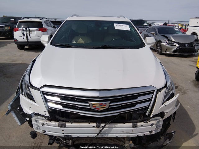 44599459 :رقم المزاد ، 1GYKNDRS1KZ269994 vin ، 2019 Cadillac Xt5 Luxury مزاد بيع