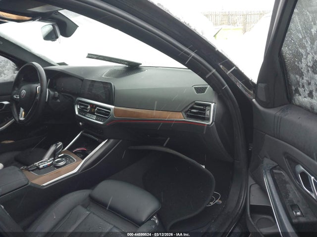 44599524 :رقم المزاد ، WBA5P7C08MFL18700 vin ، 2021 Bmw 330e مزاد بيع