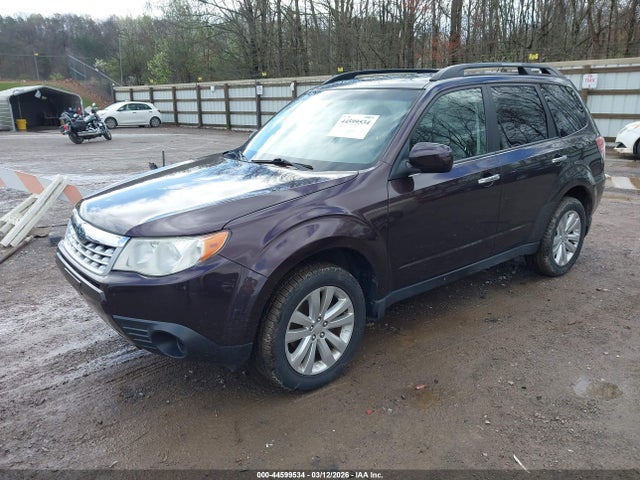 2013 Subaru Forester 2.5x Premium მანქანა იყიდება აუქციონზე, vin: JF2SHADC8DH423543, აუქციონის ნომერი: 44599534