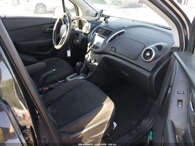 KL7CJKSB9GB728934 Chevrolet Trax 1ls