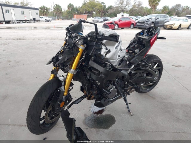 JS1EK11B2R7100444 Suzuki Gsx-s1000 A
