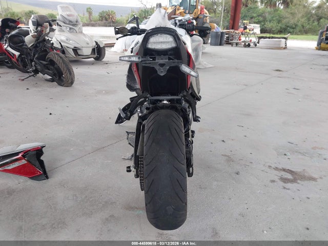 JS1EK11B2R7100444 Suzuki Gsx-s1000 A