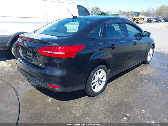 44599665 :رقم المزاد ، 1FADP3F23FL280503 vin ، 2015 Ford Focus Se مزاد بيع