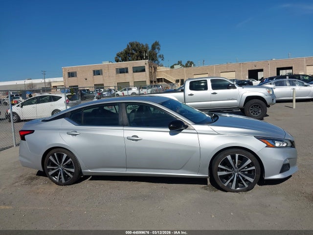 44599676 :رقم المزاد ، 1N4BL4CV6NN355284 vin ، 2022 Nissan Altima Sr Fwd مزاد بيع