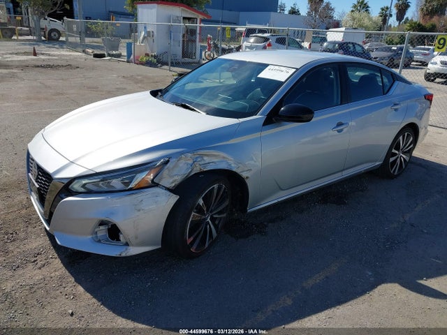 44599676 :رقم المزاد ، 1N4BL4CV6NN355284 vin ، 2022 Nissan Altima Sr Fwd مزاد بيع