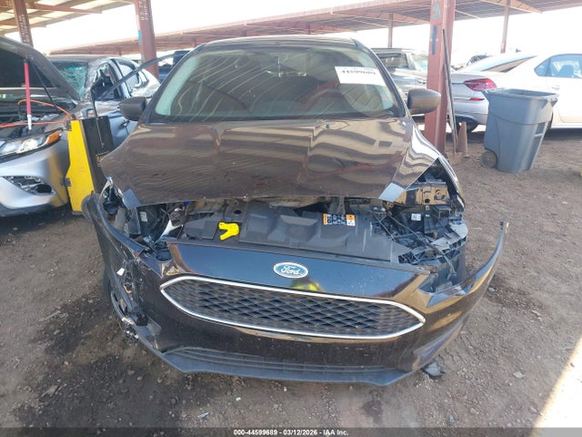 Ford FOCUS S 2017 1FADP3E20HL245633 Image 13