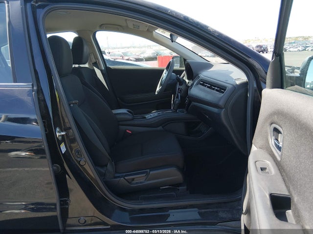 Honda HR-V LX 2016 3CZRU5H38GM746284 Image 5