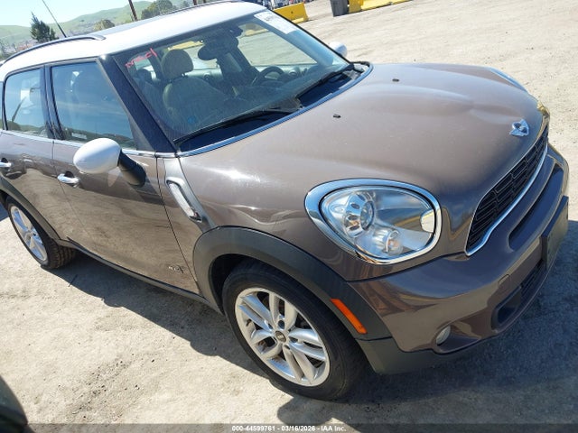 2014 MINI COUNTRYMAN WMWZC5C50EWP35047 Photo 0