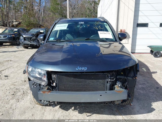 44599779 :رقم المزاد ، 1C4NJDEB6FD121282 vin ، 2015 Jeep Compass Latitude مزاد بيع