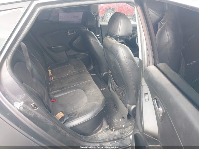KM8JU3AG7EU849396 Hyundai TUCSON SE