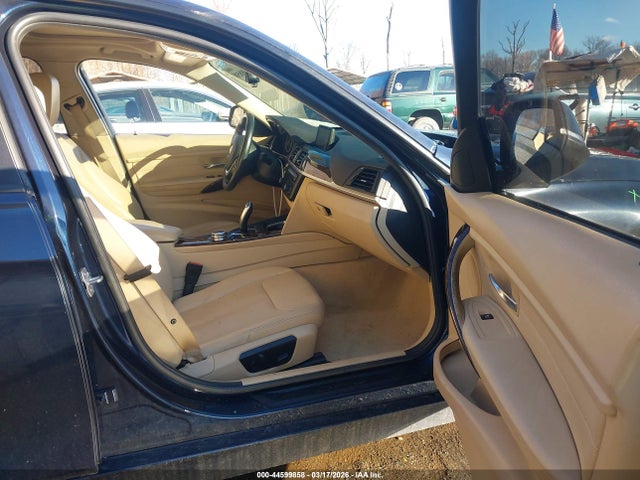 44599858 :رقم المزاد ، WBA3B5G59FNS13575 vin ، 2015 Bmw 328i Xdrive مزاد بيع