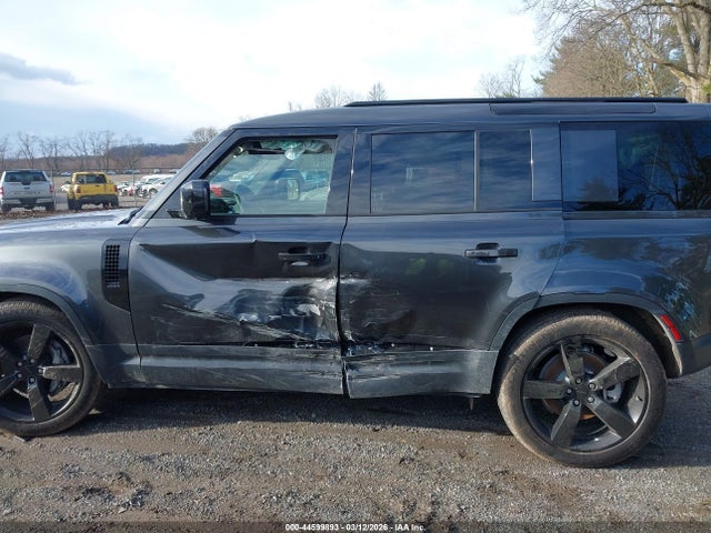 SALEJ7EXXT2482706 Land Rover Defender P300 S