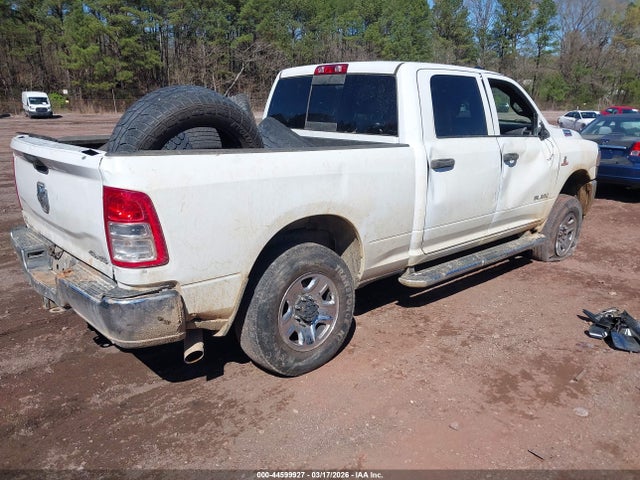 2022 RAM 2500 3C6UR5CL0NG221179 Photo 3