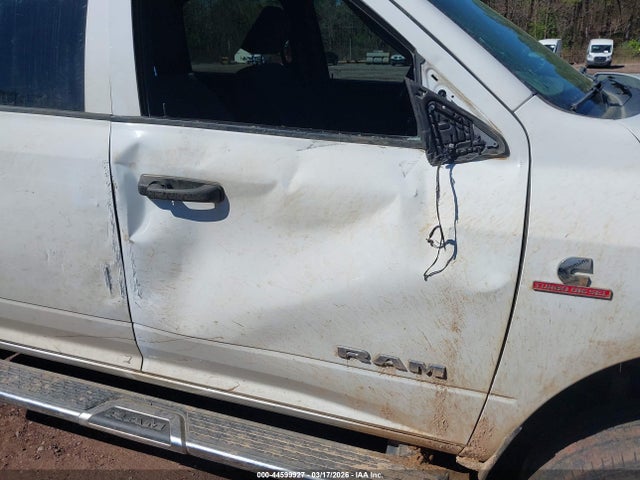 2022 RAM 2500 3C6UR5CL0NG221179 Photo 5