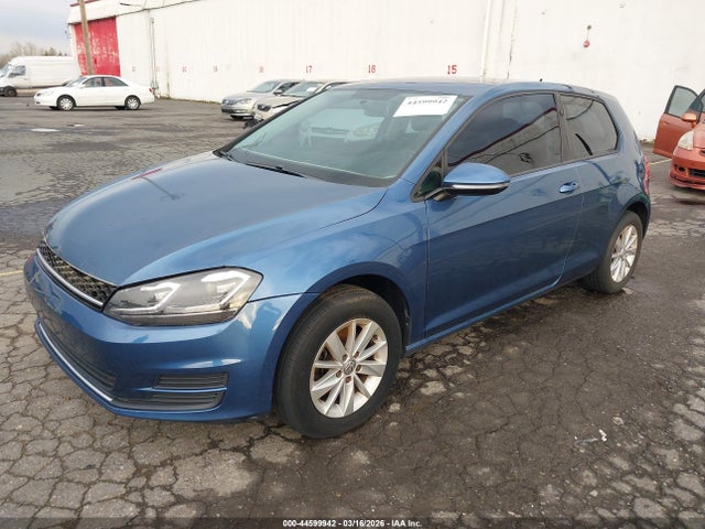 3VW817AU5FM068856 Volkswagen Golf Tsi S 2-door