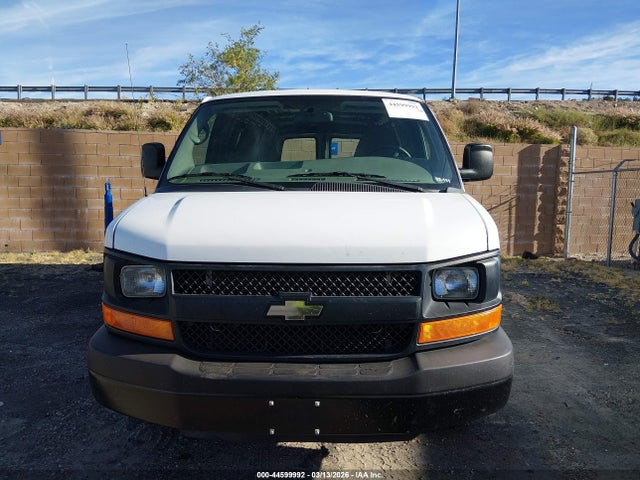 Chevrolet Express 2500 Work Van 2015 1GCWGFCF3F1242289 Image 12